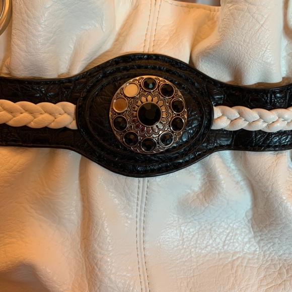 Black and White Leather Handbag with Silver-Toned Hardware - Picture 8 of 11